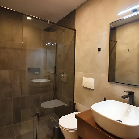 公寓 Castlefront Gjirokastër