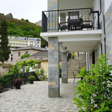 Castlefront 公寓 *