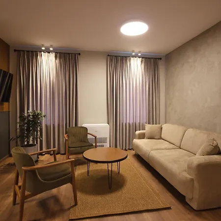 Castlefront Apartment Gjirokaster