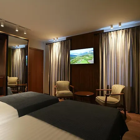 Castlefront Apartment
