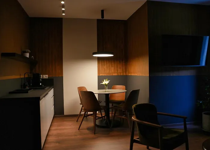 Castlefront Apartment Gjirokaster