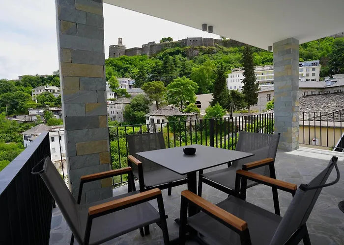Castlefront Apartment Gjirokaster