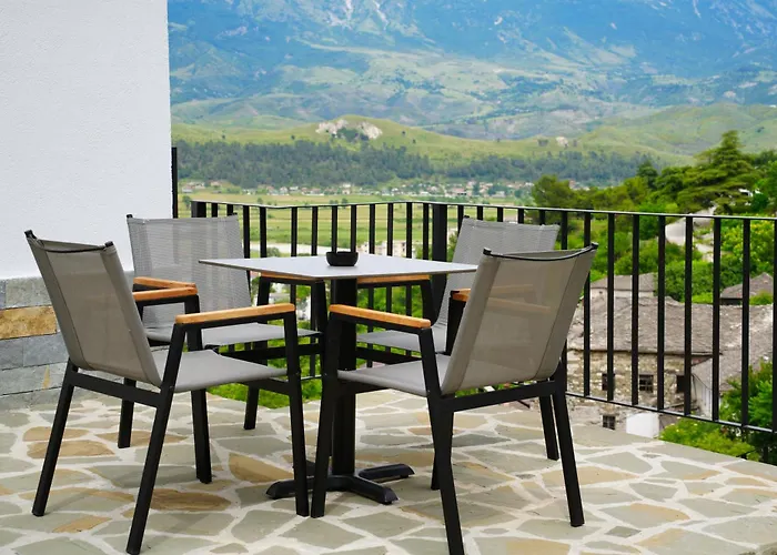 Castlefront Apartment Gjirokaster