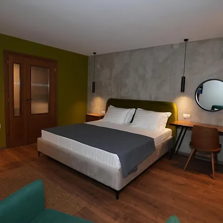 Castlefront Apartment